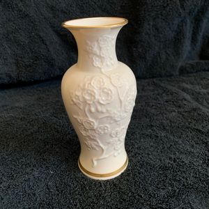 Lenox China Ming Blossom Vase
